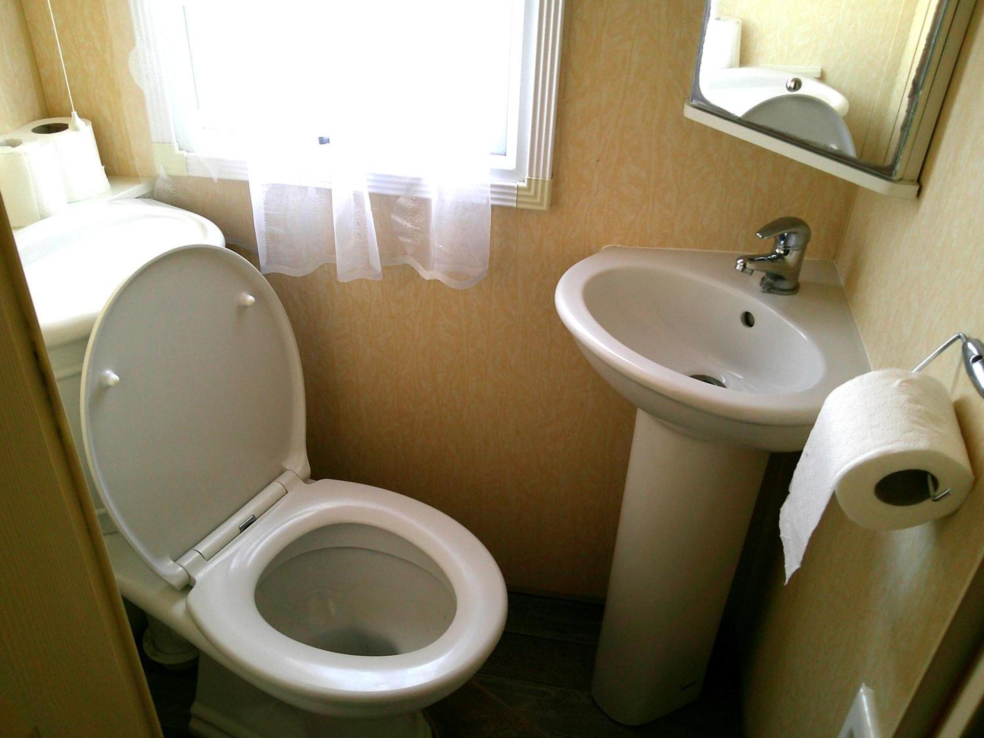 8 Berth Central Heated Golden Palm Chapel Saint Leonards Bagian luar foto